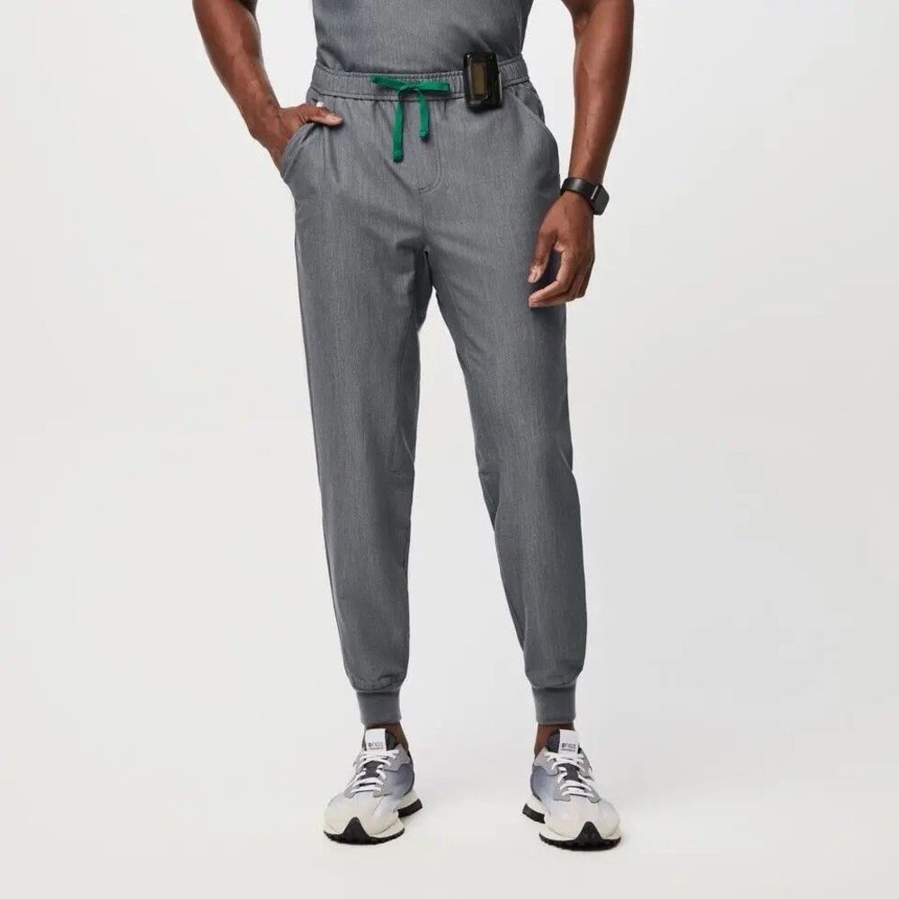Figs Technical Collection Men’s Tansen Jogger Scrub Pants Graphite Grey Sz Large